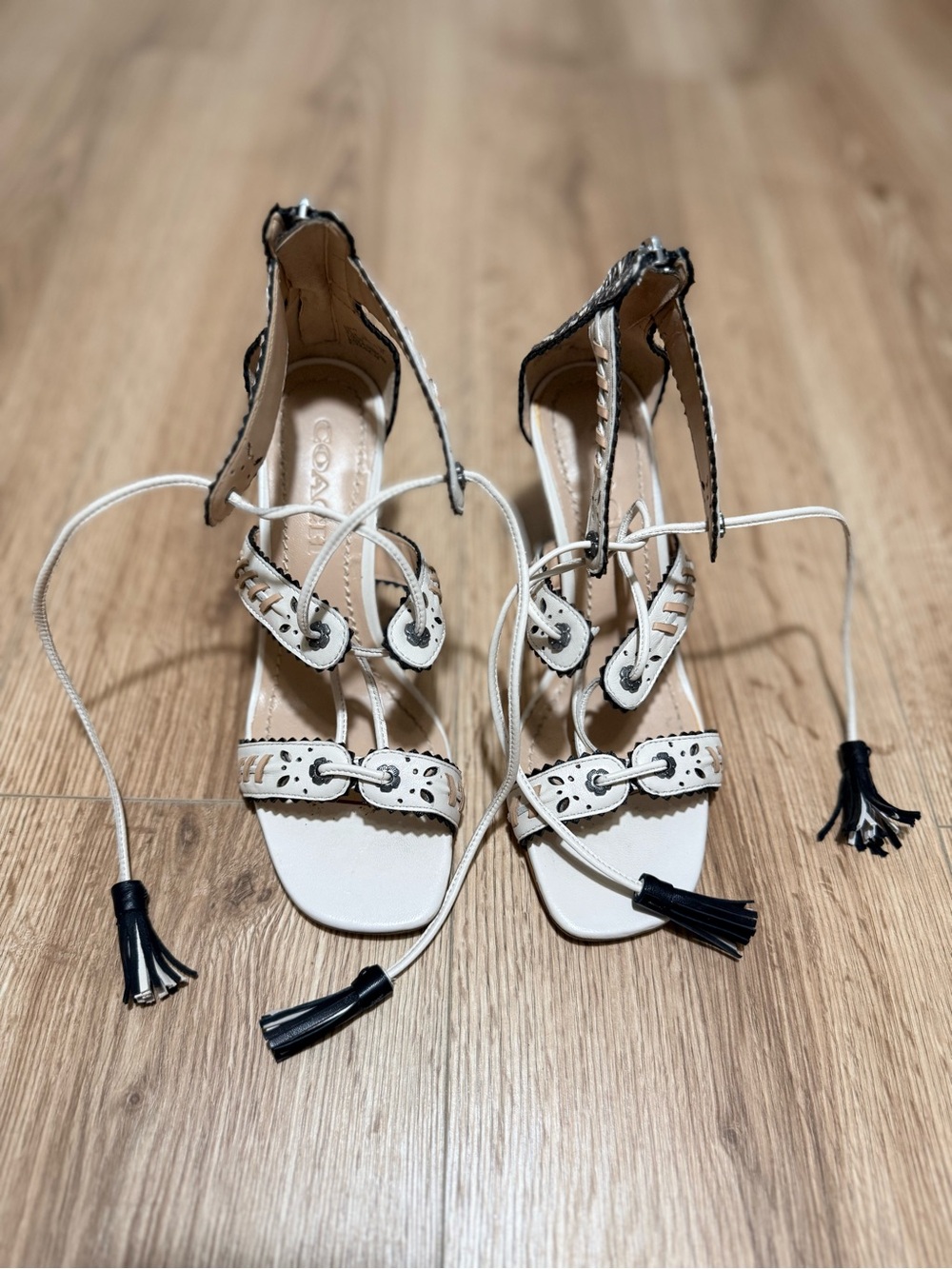 Coach Bella Heel Women's Lace Up Sandals Chalk White Snakeskin Tassel Size 6.5